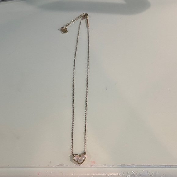Kendra Scott pink heart necklace w dust bag - Picture 3 of 10